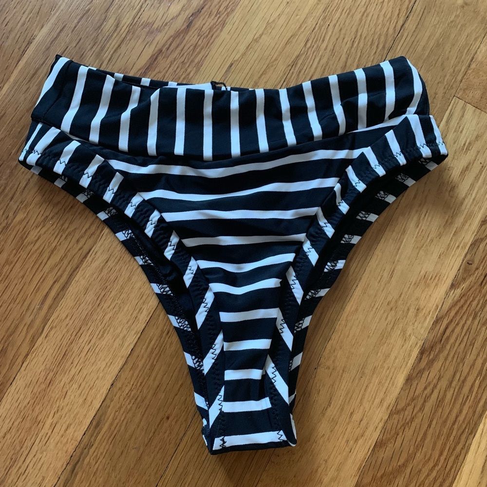 Nasty Gal striped bikini bottom. New. - Picture 2 of 4